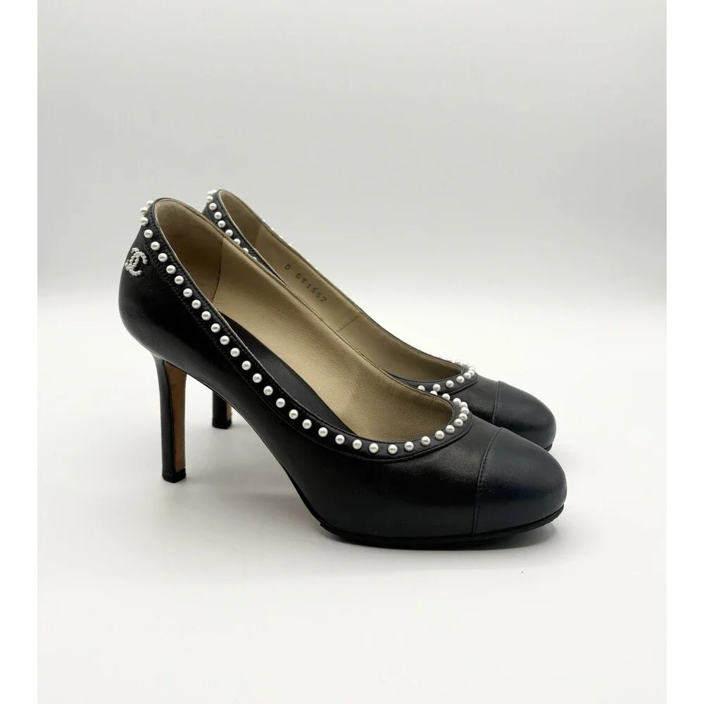 Chanel Black & Navy Cap Toe Heels Pearl Embellishments CC Logo Size EU 35.5